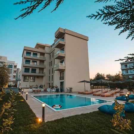 The Blue Wave Hotel Himare Eksteriør bilde
