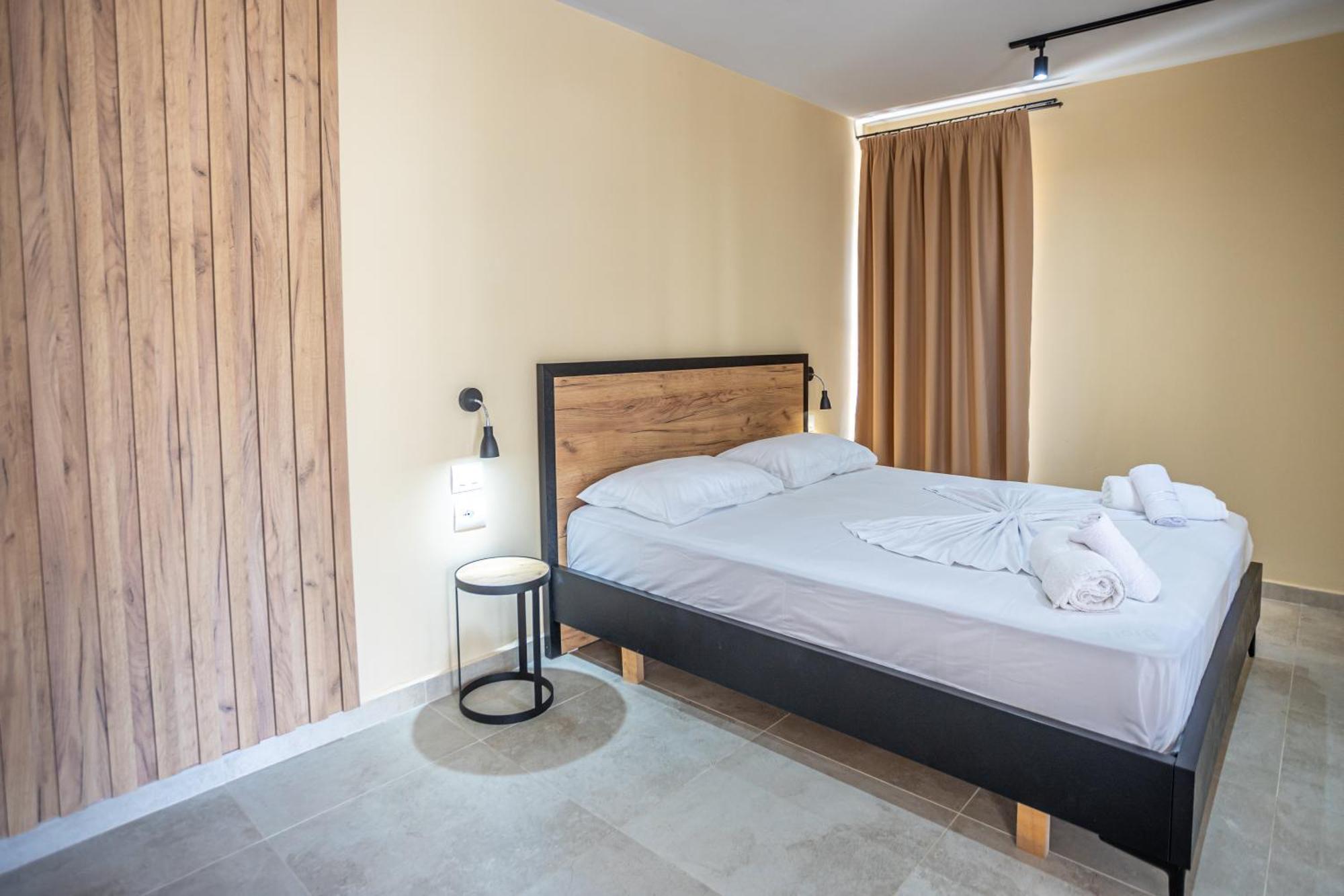The Blue Wave Hotel Himare Eksteriør bilde