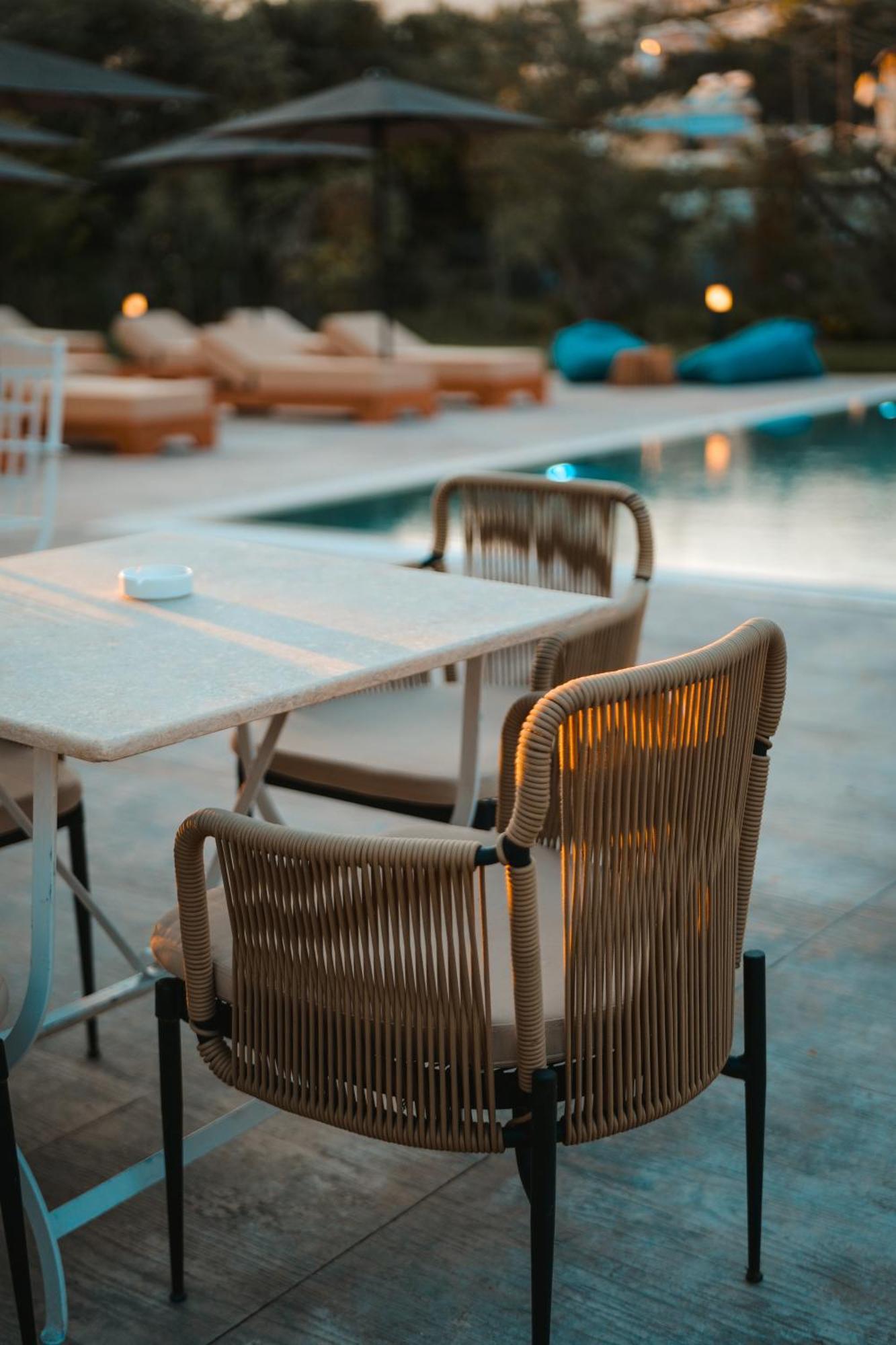 The Blue Wave Hotel Himare Eksteriør bilde